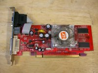 ATI Radeon X300SE HM - 256mb PCIe VIDEO CARD - vga, dvi, SVideo