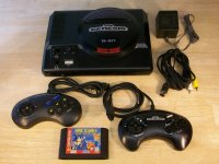 Sega Genesis ORIGINAL SYSTEM - w/AV cable & Sonic Classics games