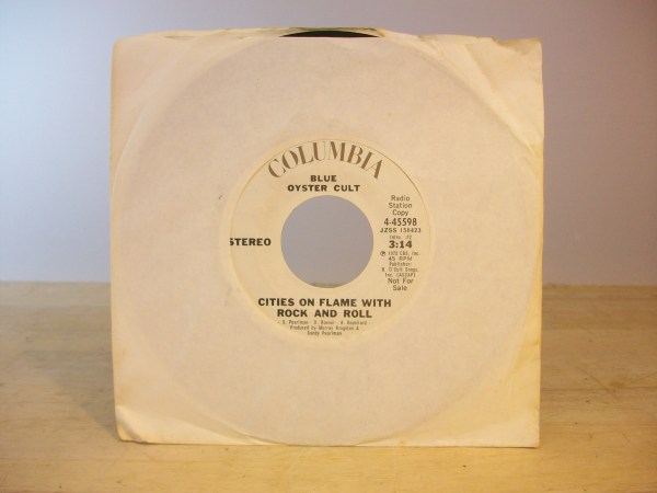 (image for) Vinyl 7" promo BLUE OYSTER CULT CITIES ON FLAME WITH ROCK & ROLL - Click Image to Close